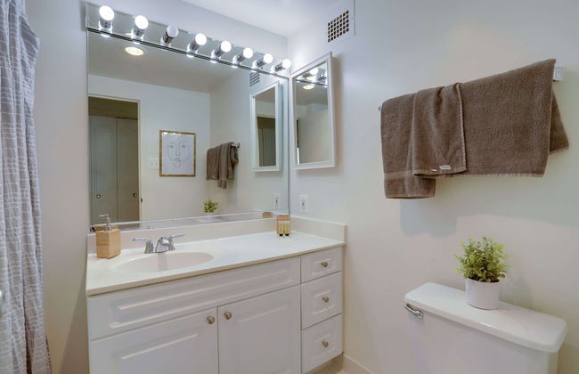 Fantastic Condo with Gym in Crystal City - Foto 33