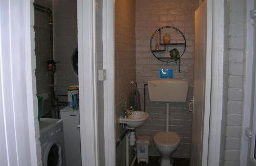 Bevan House with Hot Tub in Mid-Wales - Photo 15