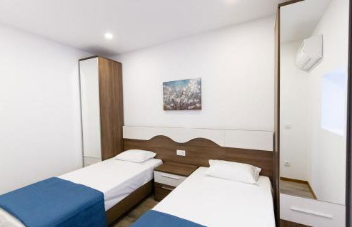 Apartamentos Castelo - Foto 14