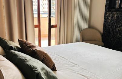 Ales apartment - Elegant 1-Bedroom apartment with Private Garage - Foto 12