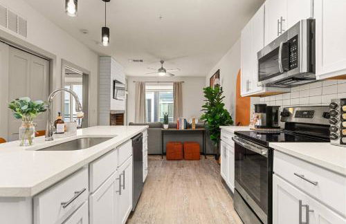 Fiesta San Antonio | On Riverwalk | Infinity Pool - Foto 25