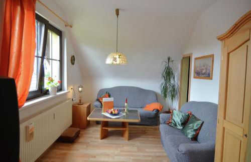Small and Cozy Apartment in Frauenwald near Forest - Foto 2