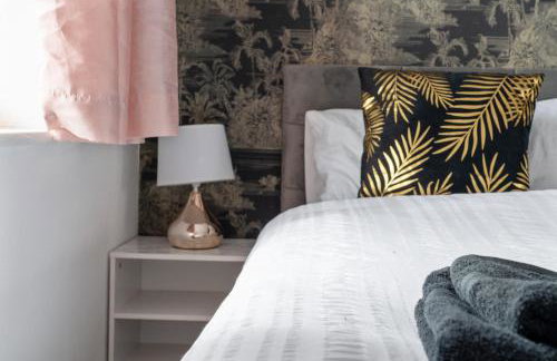 Exclusive Deals l Last-Minute Reserve l Townhouse with Sleeps 6 l Braunstone Town , Leicester l By Zen Nights Short Lets & Serviced Accommodations - Foto 14