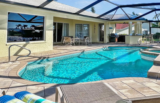 Rosegarden - Pool Spa and Perfect Water View - Foto 14