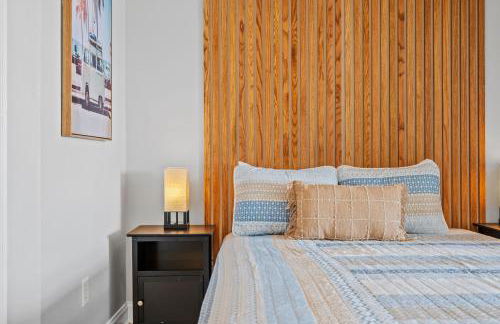 ☆Live on the Water! Lake Palmetto Palm w/ Patio - 10Min to Downtown & Beaches☆ - Foto 5