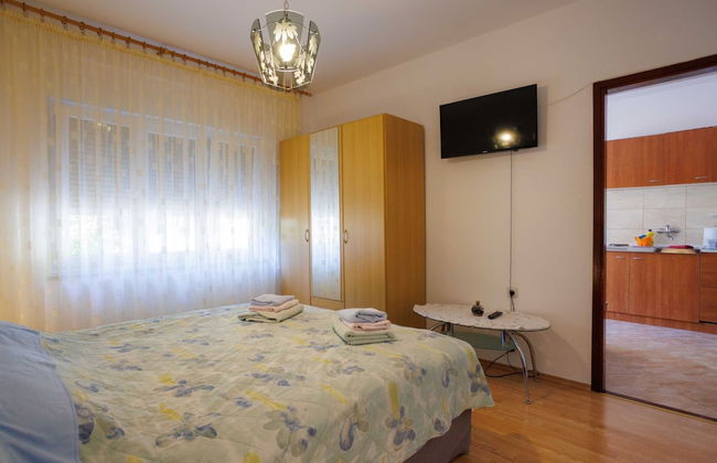 Beachfront Cozy Krk Apartment With Balcony - Foto 1