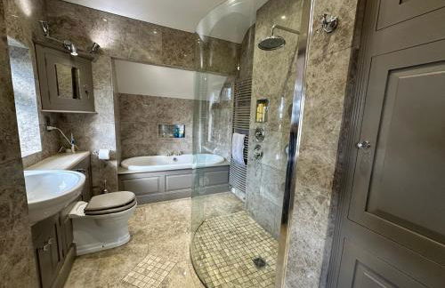 Greenacres Hall - Photo 26