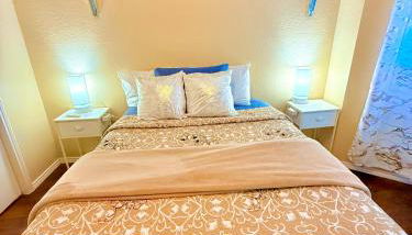 Near AT&T Stadium, UTA, Globe Life, Six Flags, DFW Airport, American Airlines Center with Games and Crib - Foto 5