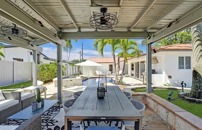 Lux Pool and Spa - Foto 14