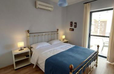 Notos Guesthouse - Photo 1