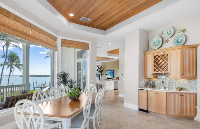 Captiva Grace 5 Bedroom Home by RedAwning - Photo 42