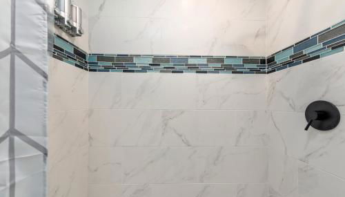 Tiny & Chic Heights Hideaway with Free Parking - Foto 2