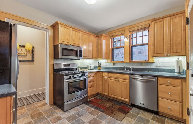 Charming Ann Arbor Retreat Near Dt & Attractions 3 Bedroom Home - Foto 9