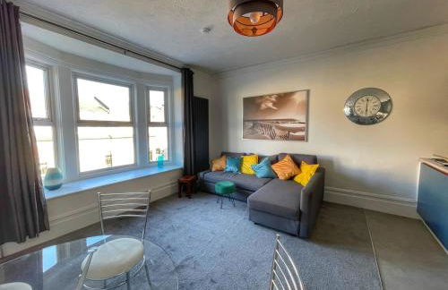 Trendy Contractor&Leisure Stay,SelfCheckin Parking - Photo 8