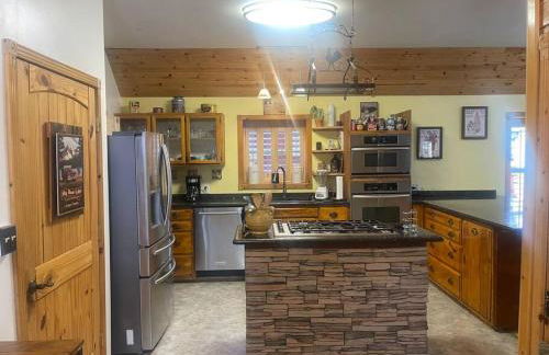 Cabin 7 sleeps 8 BEAUTIFUL BOULDER BAY, BIG BEAR - Foto 14