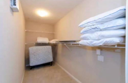Spacious 2 Bedroom Apartment Near Disneyland and Anaheim Convention Center - Photo 19