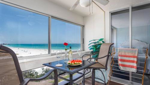 Palm Bay Club 7th-Floor Oceanfront Condo on Private Beach - Foto 2