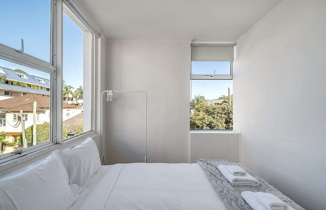 Quaint 1BD on the Doorstep of Manly Beach - Photo 3