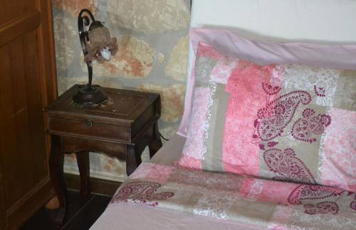 Artemis Stone House - Photo 34