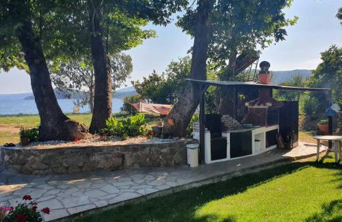 Wonderful stone house infront of the sea. - Photo 14