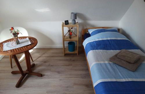 Haus Holo für Monteure - 4 Einzelzimmer - 5 Betten -2 Bäder - Küche - Foto 3