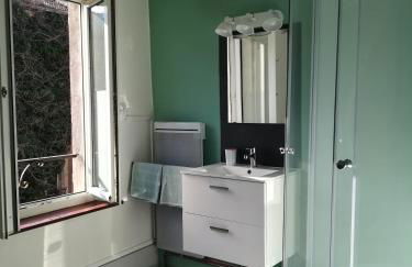 Maisonnette atypique du centre ville - Foto 2