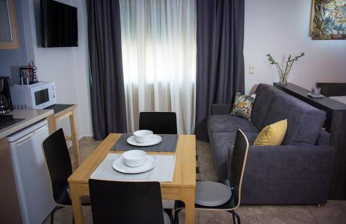 Quiet Urban Studio with Private Backyard - Foto 19