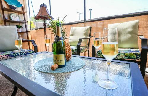 Centrally Located Kailua-Kona Condo with Lanai! - Photo 19