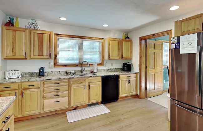 Constantly Cozy by Taylor Made Deep Creek - Photo 26