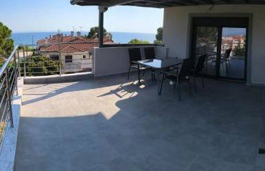 Garden and Sea - Photo 4