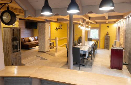 Maison spacieuse à Arrentès-de-Corcieux avec jacuzzi - Photo 8