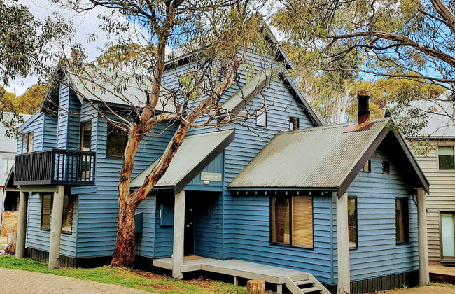 SNOWED INN apartment - Photo 1