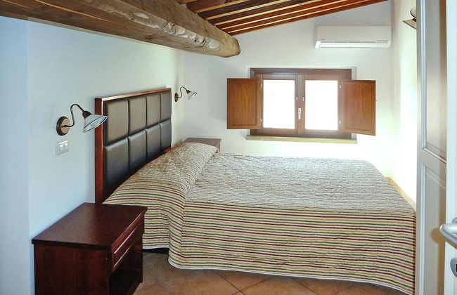 Apartment in Vada With Garden Furniture - Photo 2