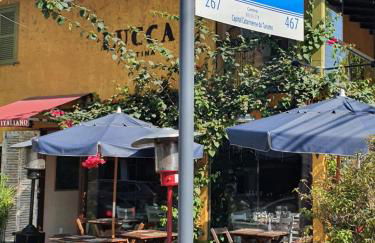 Lindo apto tudo novinho, prédio frente mar - Foto 52