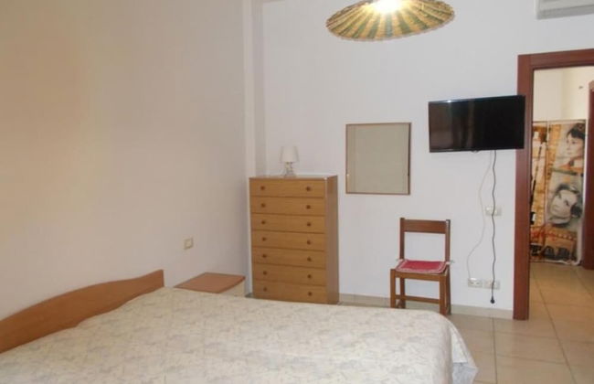 Cozy Retreat Near Baia Verde Beaches - Foto 2