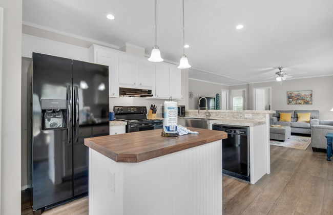 Beachin' Fun - Photo 13