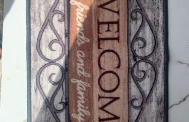 Apartamento para 4 pessoas bem localizado - Foto 2