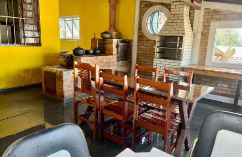 Chácara Aconchego da Serra com Piscina - Foto 30