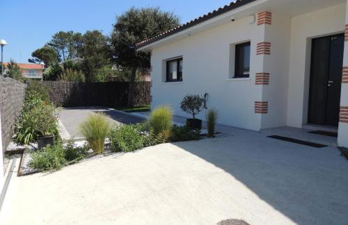 VILLA ALAÏA neuve avec piscine, pétanque proche plage et golf - Foto 3