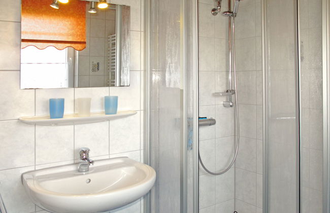 2 bedroom House in Wurster Nordseeküste with garden and terrace - Photo 13