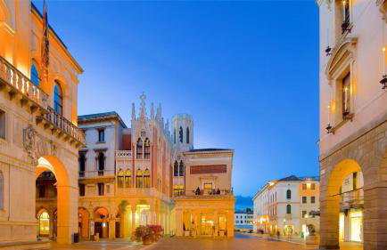 Officine Cavour CASA DEI LEONI Centro Storico Padova - Foto 116