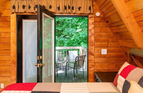 Hot Tub - Haven at the Red - Red River Gorge KY - Foto 34