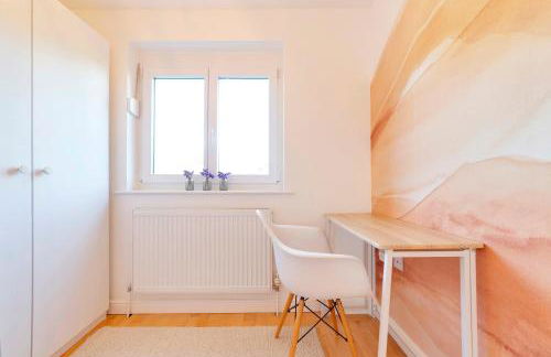 Pass the Keys Modern & Spacious 1 Bed Terrace with Free Parking - Foto 25