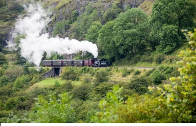 Charming 1-bed & Balcony Flat in Merthyr Tydfil - Foto 24