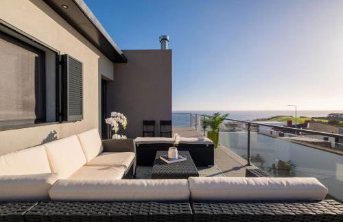 Casa Celeste - Deluxe Ocean View/Heated Pool - Photo 3