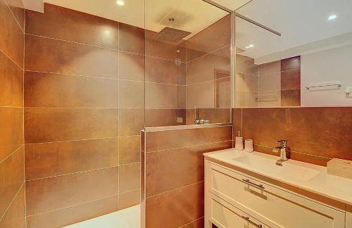 Superbe Mas Provençal rénové avec piscine, billard et climatisation à Paradou - Foto 63