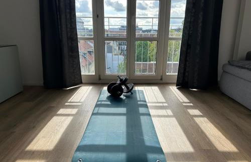 EICH-Penthouse, zentral am Stadtwald mit Ausblick über die Stadt, 24h self check-in, Netflix, DisneyPlus - Foto 19