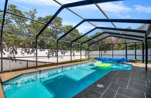 Tampa Bay- Large Pool home- Private Heated Pool! - Foto 7