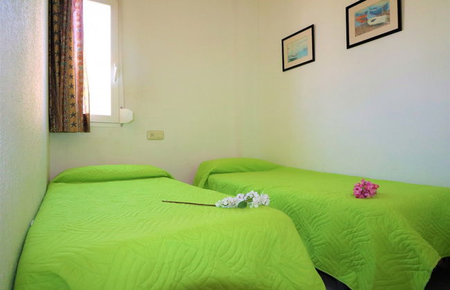 Apartment in Roses Near Sandy Beach - Photo 6