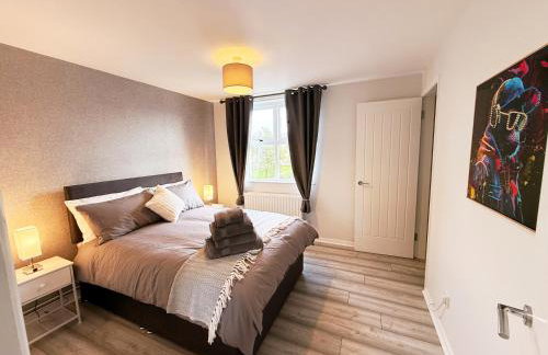 2BR City Centre Apartment By Travel Lets Short Term Rental Agency Derry With Free WiFi - Foto 31